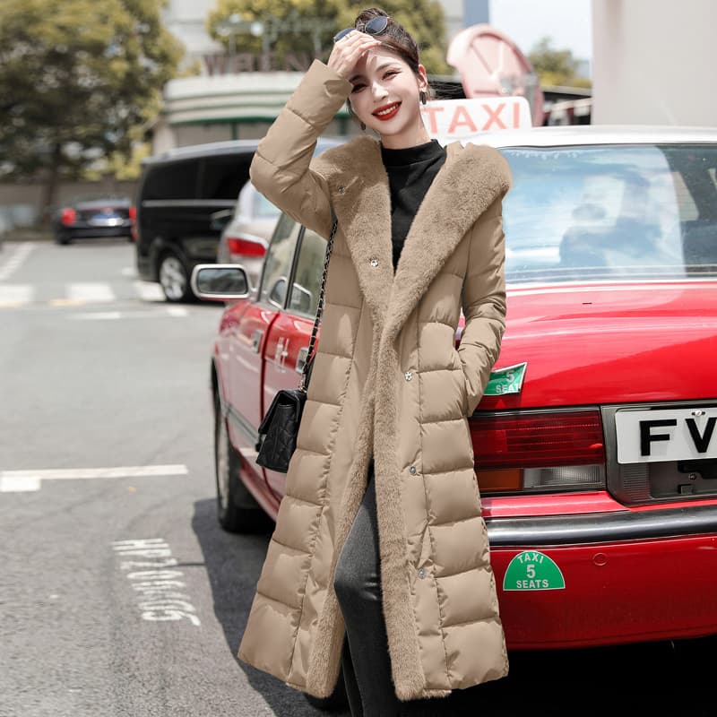 Mid-length Overknee Thickened Big Fur Collar Down Jacket view 4